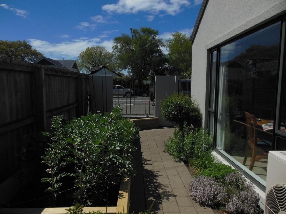 Garden Bed And Breakfast Christchurch Exterior foto